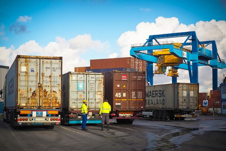 Slovenački izvoz pao gotovo 30 procenata, uvoz za 41 posto