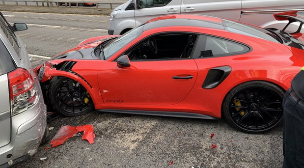 Slupao Porsche 911 GT2 RS od 300.000 evra tokom test vožnje