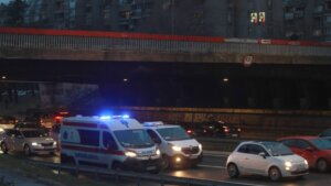 Služba Hitne pomoći u Beogradu: U saobraćajnoj nesreći kod Ušća teže povređena žena