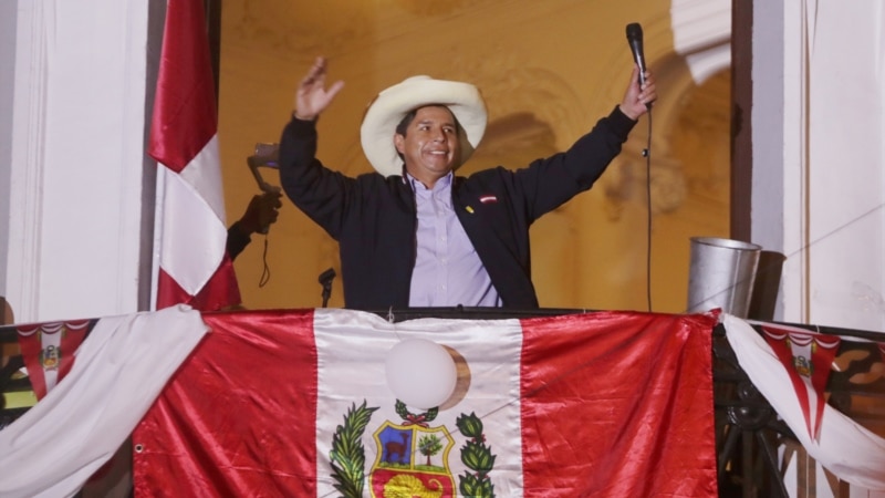 Smijenjeni peruanski lider Castillo traži azil u Meksiku