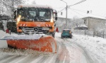 Sneg OTEŽAO saobraćaj na delu auto-puta Miloš Veliki, smetovi i na putevima kod Rudnika (FOTO) 