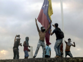 Snimci haosa obilaze svet; Gvaido: Oslobodite Venecuelu (VIDEO)