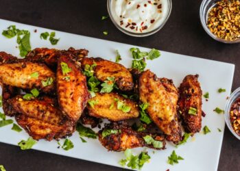 Sočna hrskava piletina: Dva ukusna recepta koja morate isprobati!