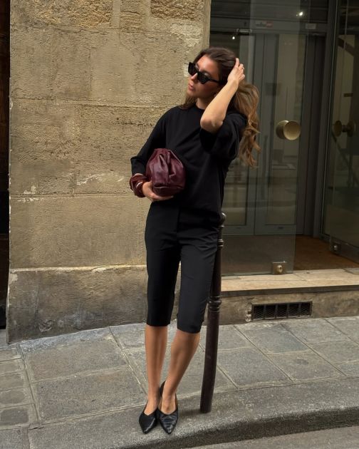 Soft clutch torbe i dalje su u trendu — evo kako da ih stilizujete