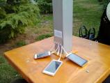 “Solarna drva” za punjenje mobilnih telefona u centru Niša