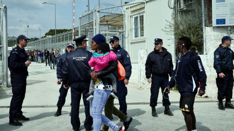 Solun: Migranti se spremaju na pešačenje preko Balkana do Evrope