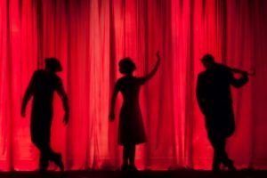 Sombor: Večeras u Narodnom pozorištu gostujuća predstava „Tri zime“