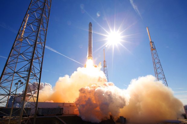 „SpaceX“ након недавне експлозије надоградиће своју ракету пре новог лансирања