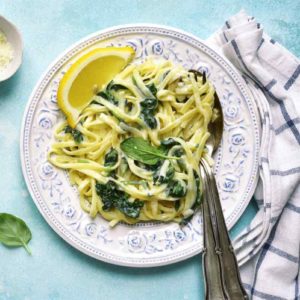 Špagete s tikvicama i limunom – ručak spreman za pola sata