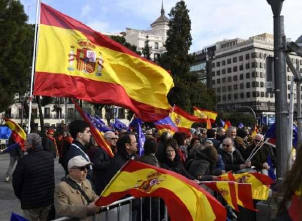 Španija na prekretnici - jačanje desnice i opšta polarizacija