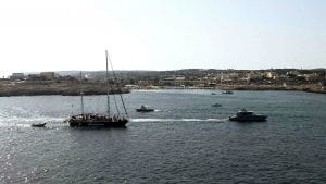 Španska obalska straža spasila 141 migranta