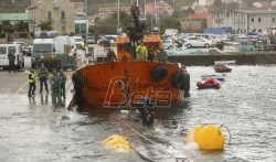 Španska policija izvukla na kopno švercersku podmornicu