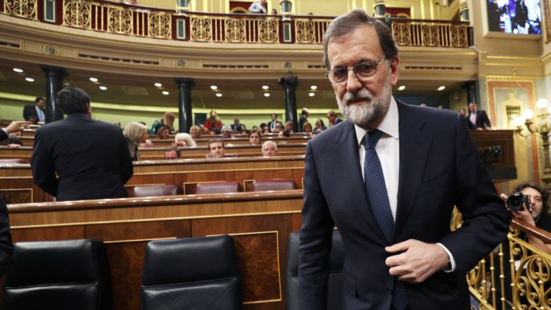Španski premijer zahteva direktnu upravu nad Katalonijom