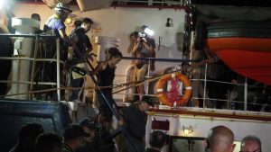 Spasilački brod iskrcao 60 migranata u Italiji