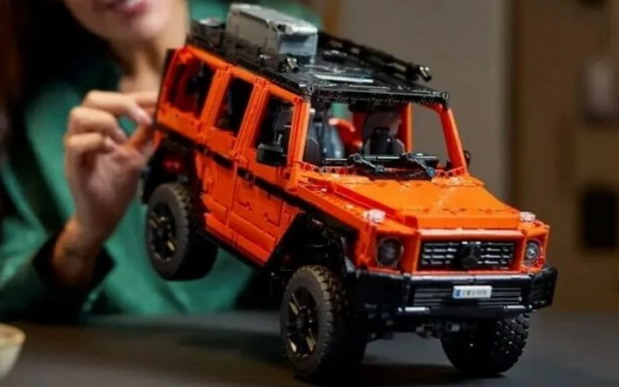 Specijalni Lego set za 45. rođendan Mercedes G klase