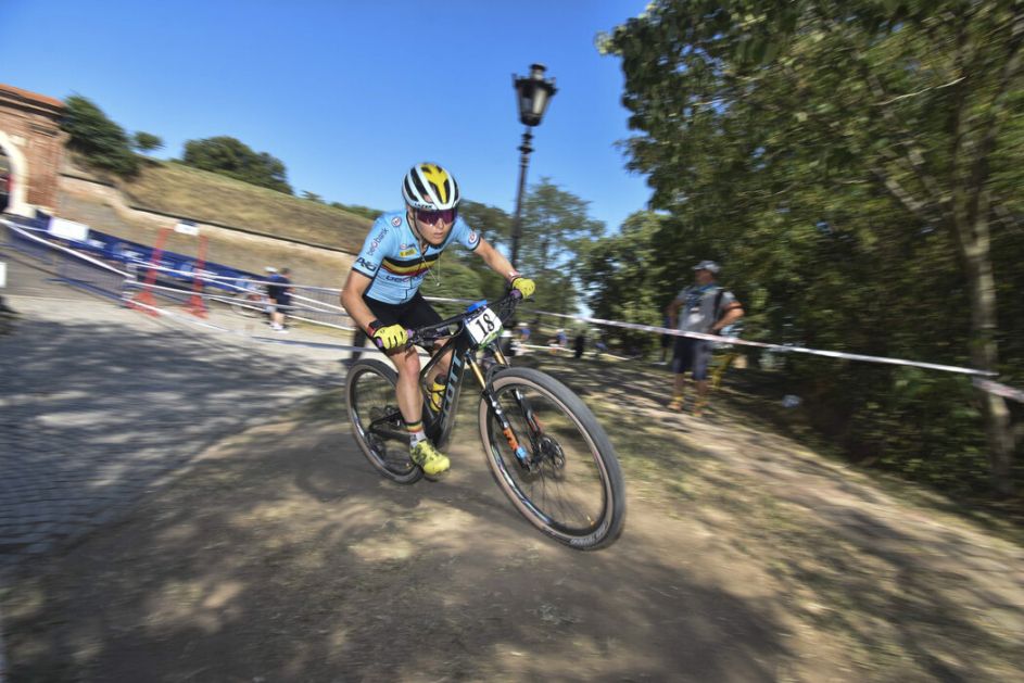 Završena međunarodna trka planinskih bicikala na Petrovaradinskoj tvrđavi, pobednik Poljak Bartlomiej Vavak