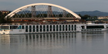 Spojena dva luka Žeželjevog mosta, od danas otvoren za pešake