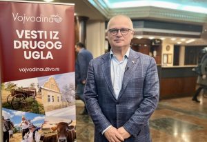 Spomenik Branku Pešiću završen i predat Skupštini grada Beograda