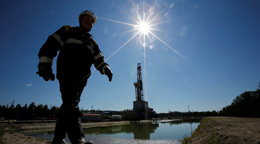 Sporazum o smanjivanju eksploatacije nafte će biti produžen za devet meseci