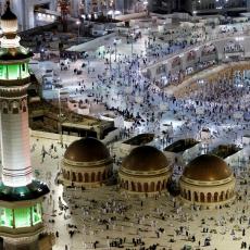 Sprečen POKOLJ u Meki: Uhvaćen bombaš samoubica, hteo da se RAZNESE u najvećoj džamiji na svetu!