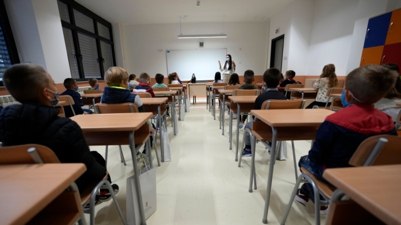 Srbija: Nova odluka za učenike zbog epidemije