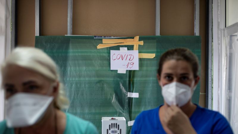 Srbija: Osam preminulih, 411 zaraženih koronom