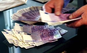 Srbija emituje nove državne obveznice, zadužuje se za više od pola milijarde evra