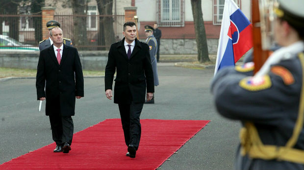 Srbija i Slovačka potpisale sporazum o saradnji u odbrani