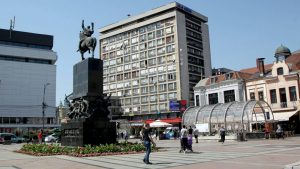 Srbija protiv nasilja u Nišu poziva na ostavke da bi izbori bili održani 2. juna