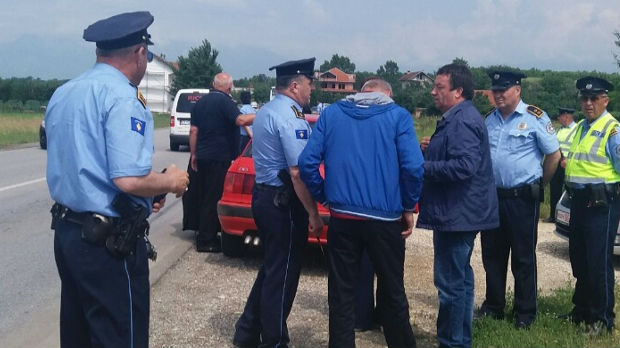 Srbima kod Kline policija zabranila proslavu praznika Svete Trojice
