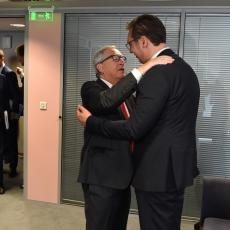 Srdačan sastanak: Predsednik razgovarao sa Junkerom u Solunu (FOTO)