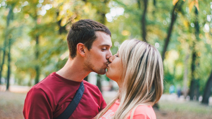 Srećni parovi imaju ovih 10 navika : Ako se pronađete barem u 3 stavke na pravom ste putu!