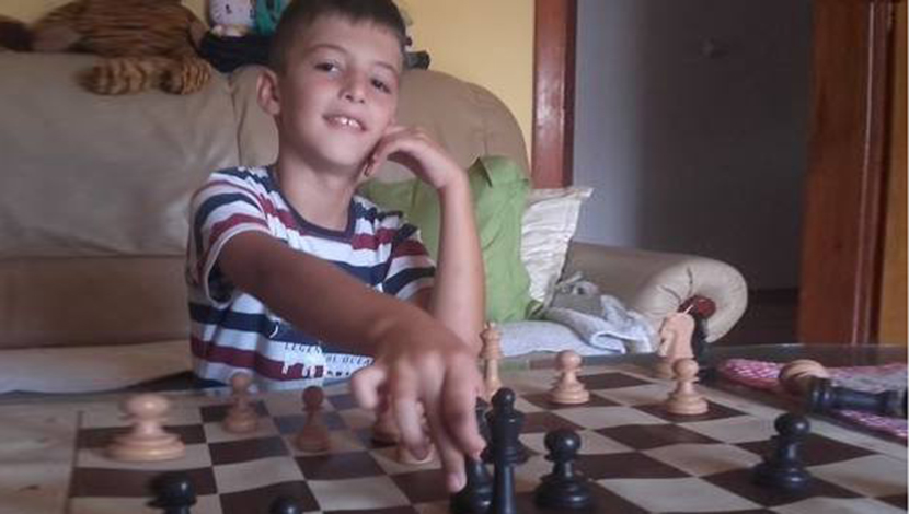 Srpski Bobi Fišer: Andrej ima tek 7 godina, a već se upisao na listu najboljih šahista sveta (VIDEO)