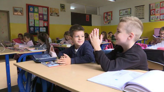 Srpski ili bosanski u novopazarskim školama