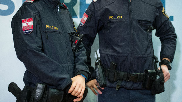 Srpski krijumčar izbeglica umakao austrijskoj policiji