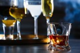 Srpski stručnjak tvrdi: Ova alkoholna pića pomažu kod naglih promena vremena VIDEO