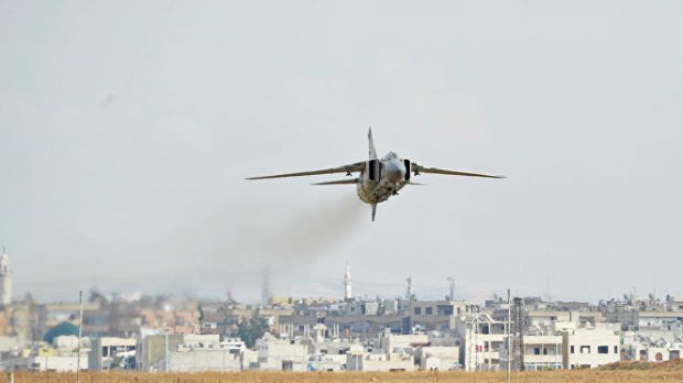 Srušio se Mig-23 na sirijskoj granici, potraga za pilotima