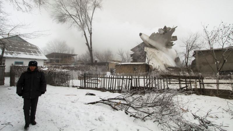 Srušio se avion u Kirgistanu, poginulo 37 ljudi