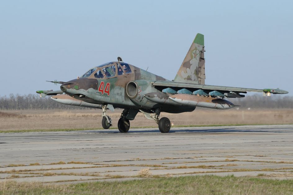 Srušio se ruski Suhoj-25UB, za pilotima se traga