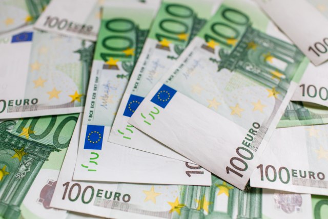 Šta se desi ako se prijavite za 100 evra, a nemate pravo na to? FOTO