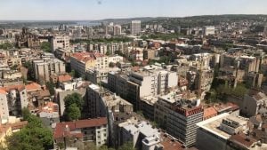 Stakleni krov tržnog centra samo što ne padne