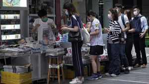 Stanovnici Hongkonga pohrlili na prodemokratski list da podrže slobodu štampe