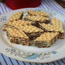 Starinske ČOKOLADNE OBLANDE iz bakine sveske - Recept koji nikad ne omane, pravi se od 5 sastojaka, a fil ostaje sočan i kremast danima