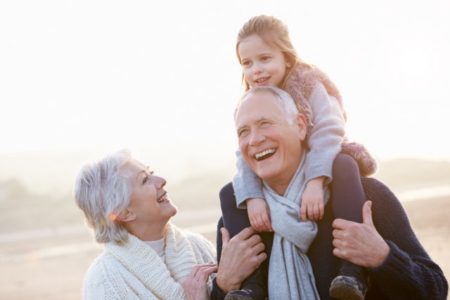Starost nije bauk: Briga o unucima je lek za mnoge bolesti