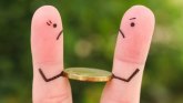 Štediša ili trošadžija: Četiri glavna razloga zbog kojih se parovi i prijatelji svađaju oko novca...