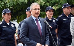 
					Stefanović: Ako Tači dođe, policija će postupati u skladu sa sudskim nalogom 
					
									