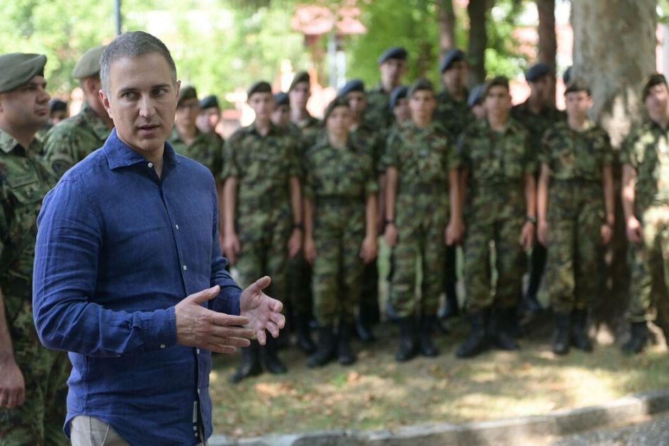 Stefanović: Naša vojska mora biti bez premca u regionu