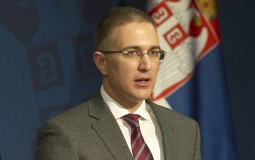 
					Stefanović: Vučić dao Nikoliću korektnu ponudu i preko toga neće ići 
					
									