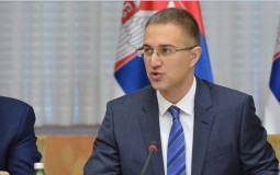 
					Stefanović dobio tužbu protiv NIN-a, nedeljnik podnosi žalbu 
					
									