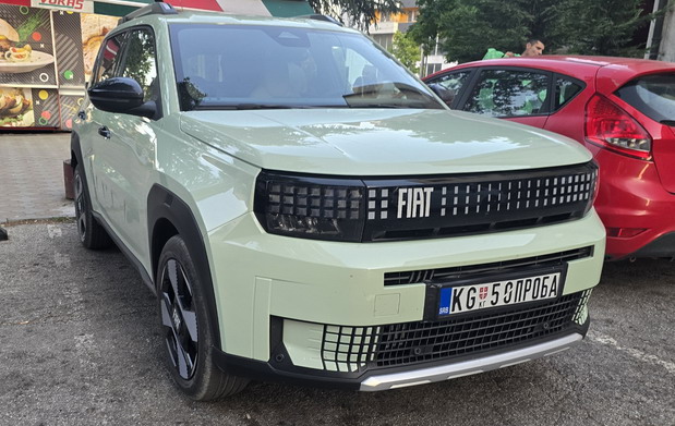 Stellantis sa gubitkom od 2,3 milijarde evra u prvoj polovini 2025. godine